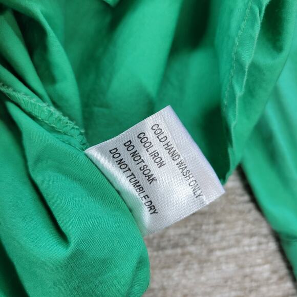 White Fox Short 2 Piece Set Womens S/M Green Button Up Oversized Top Pull On - Picture 6 of 16